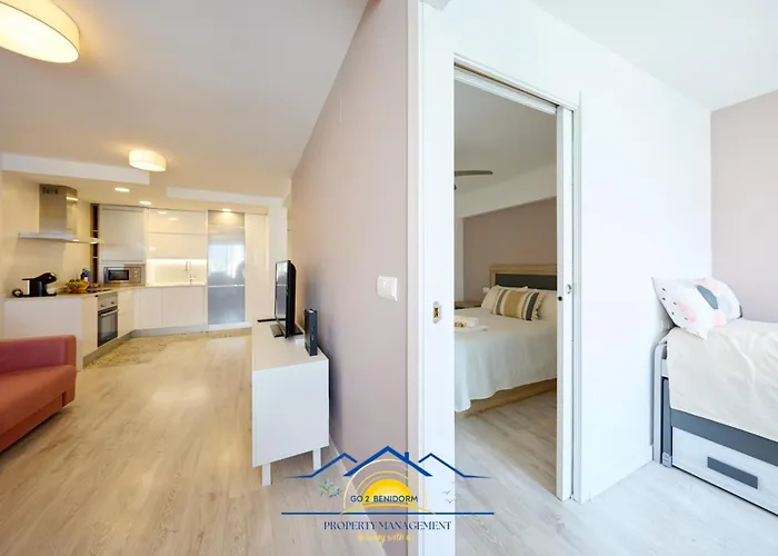 Doro Seaview Апартаменты Бенидорм