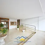 Doro Seaview Apartment *