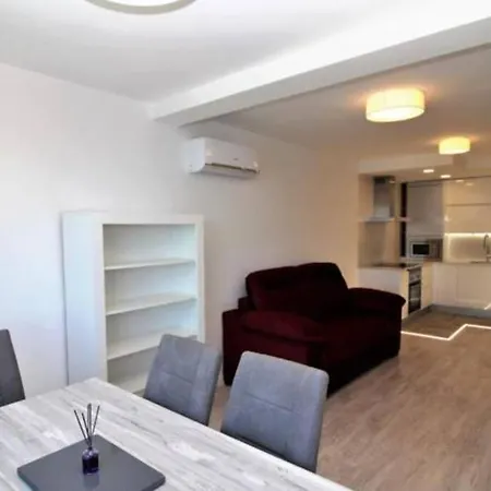 Апартаменты Doro Seaview *