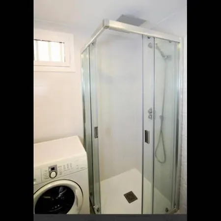 Doro Seaview Апартаменты *