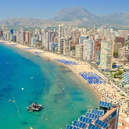 Doro Seaview Апартаменты *